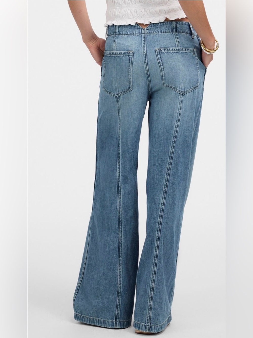 Madewell Wide-Sweep Denim Trousers
ROBERTSON WASH - Picture 2 of 8